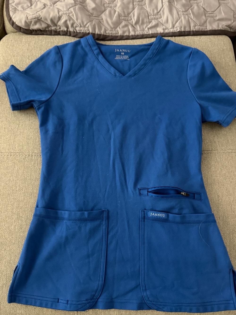 Jaanuu V-Neck Scrub Top in Royal Blue